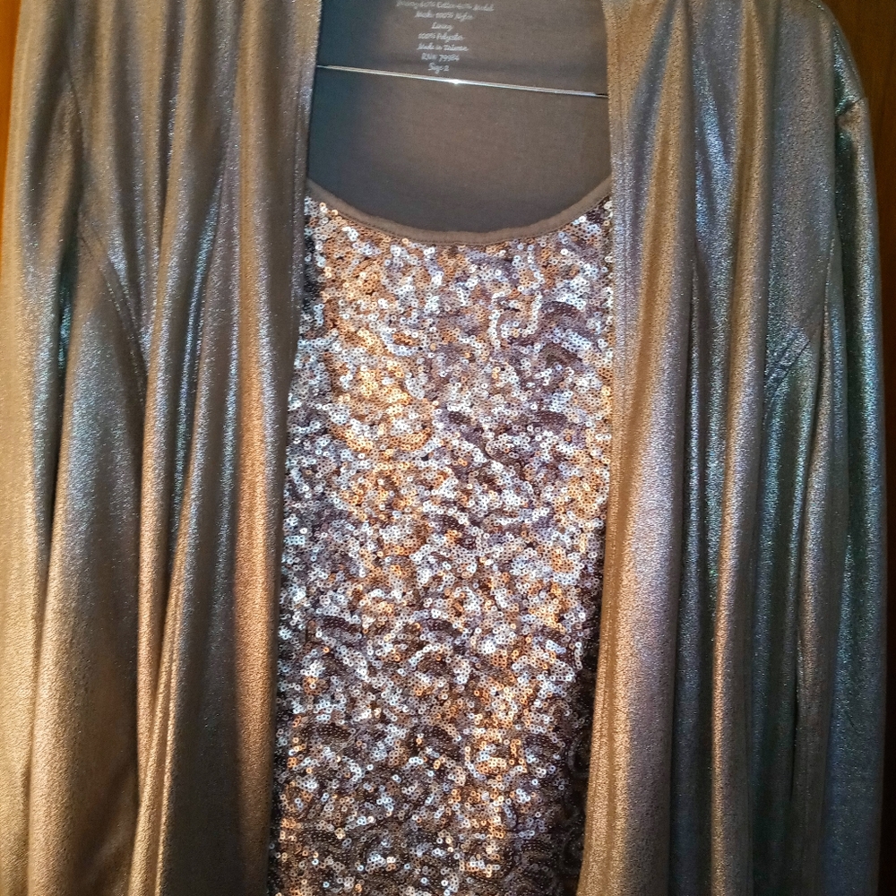 Chico's two-piece tank top and jacket